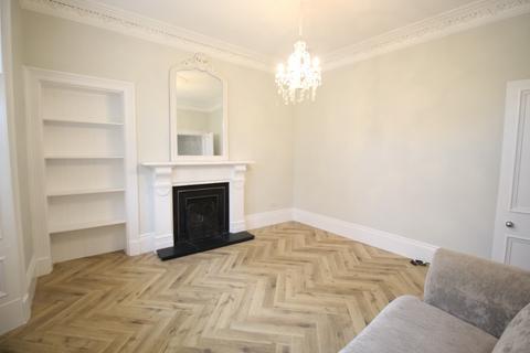 3 bedroom semi-detached house to rent, Kay Park Terrace, Kilmarnock KA3