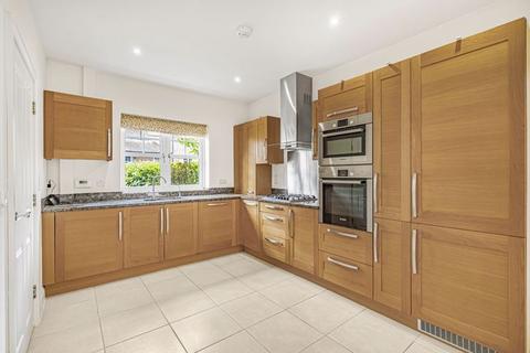 2 bedroom semi-detached house for sale, Frenchlands Gate, Ockham Road South, East Horsley