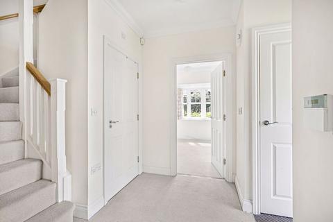 2 bedroom semi-detached house for sale, Frenchlands Gate, Ockham Road South, East Horsley