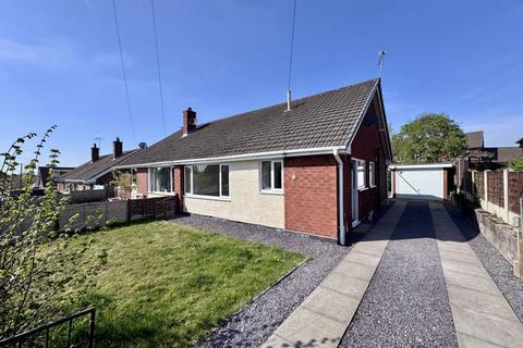 2 bedroom bungalow to rent, Margery Avenue, Stoke-On-Trent