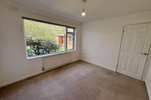 2 bedroom bungalow to rent, Margery Avenue, Stoke-On-Trent