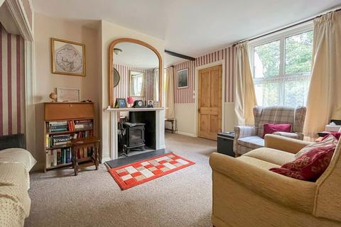 3 bedroom semi-detached house for sale, Lower Street, Eastry