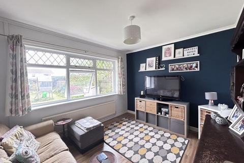 3 bedroom detached bungalow for sale, St Helens Crescent, Llanellen, Abergavenny