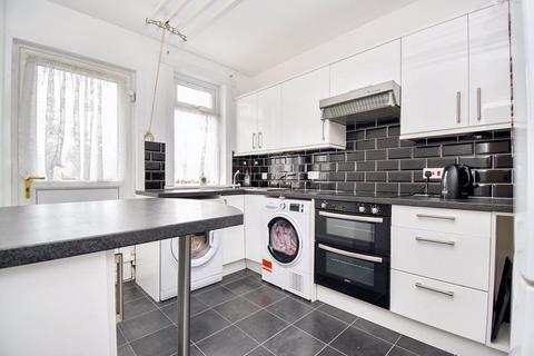2 bedroom semi-detached house for sale, Howe Road, Kilsyth
