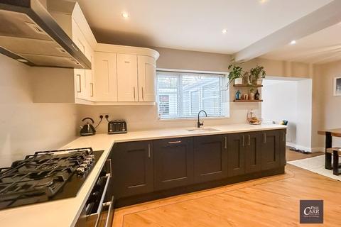 49 Forest Close, Sutton Coldfield, B74 2JY