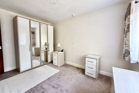 1 bedroom retirement property for sale, Penns Lane, Sutton Coldfield, B72 1AY
