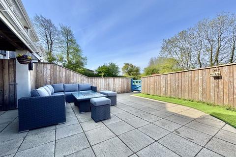 1 bedroom apartment for sale, Lower Meadows, St. Stephen, St. Austell