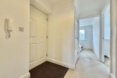 2 bedroom apartment for sale, Brunel Court, Truro