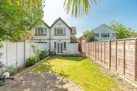 36 Rickmansworth Road, Pinner, HA5 3TG