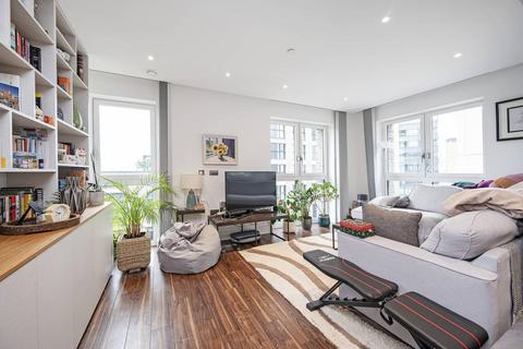 2 bedroom flat for sale, Wiverton Tower, New Drum Street, Aldgate, London, E1