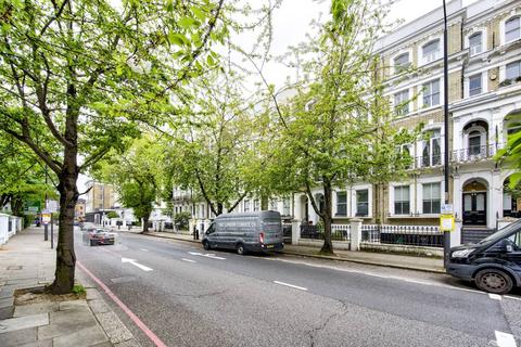 2 bedroom flat for sale, Redcliffe Gardens, Chelsea, London, SW10