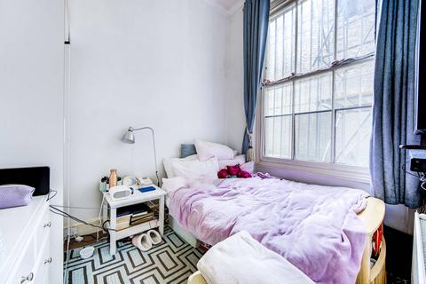 2 bedroom flat for sale, Redcliffe Gardens, Chelsea, London, SW10
