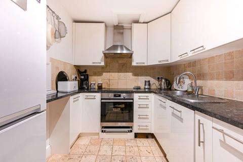 2 bedroom flat for sale, Redcliffe Gardens, Chelsea, London, SW10