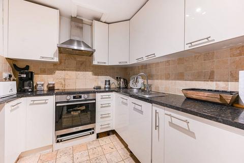 2 bedroom flat for sale, Redcliffe Gardens, Chelsea, London, SW10