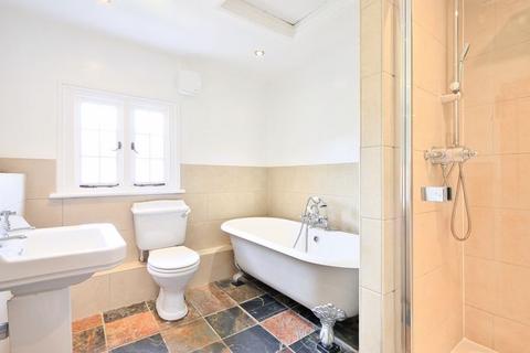 83 High Street, Chobham, Woking, GU24 8AF
