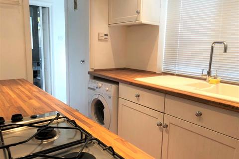 2 bedroom house to rent, Leyton Cross Road, Dartford, Kent, DA2