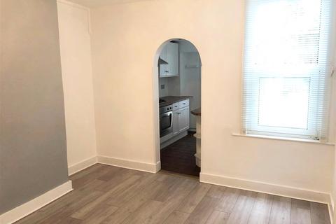 2 bedroom house to rent, Leyton Cross Road, Dartford, Kent, DA2