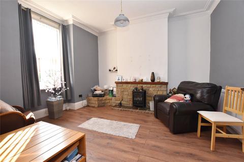3 bedroom terraced house for sale, King Street, Heywood, Greater Manchester, OL10