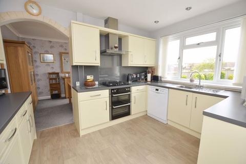 4 bedroom detached bungalow for sale, BROADSANDS AVENUE BROADSANDS PAIGNTON