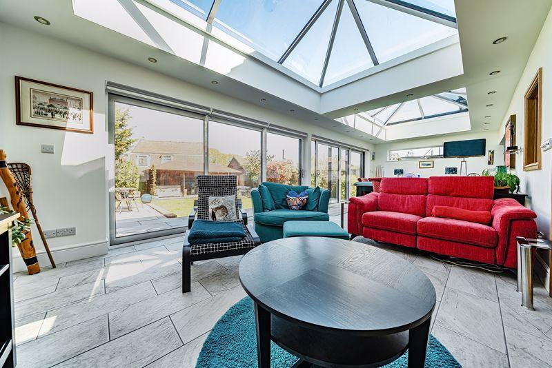Dining/Sitting Room