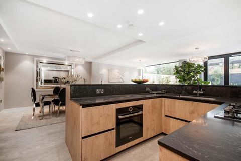 5 bedroom house to rent, St. John's Wood Park, London