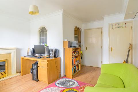 undefined, Avro Court, Hamble Le-Rice, SO31