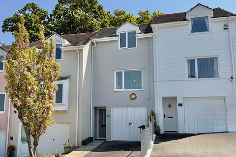 2 bedroom terraced house for sale, Lake View Close, Tamerton Foliot, Plymouth. A gorgeous 2 bedroomed home with a fabulous garden, driveway and GARAGE