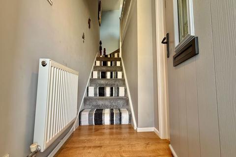 2 bedroom terraced house for sale, Lake View Close, Tamerton Foliot, Plymouth. A gorgeous 2 bedroomed home with a fabulous garden, driveway and GARAGE