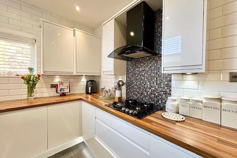 26 Allanvale Road, Prestwick, KA9 1QX