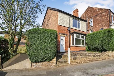 3 bedroom detached house to rent, Hendon Rise, Nottingham, NG3 3AN