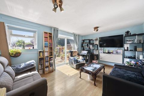 2 bedroom terraced house for sale, Bedser Drive, Greenford