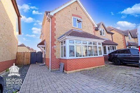 3 bedroom semi-detached house for sale, Steli Avenue, Canvey Island