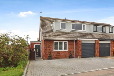 3 bedroom house for sale, Chestnut Way, Brightlingsea, Colchester CO7