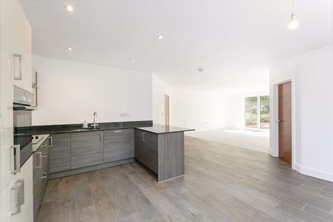 2 bedroom apartment for sale, Sanderstead Road, South Croydon