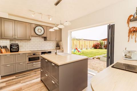 3 bedroom cottage for sale, Back Lane, Cuerdley, WA5