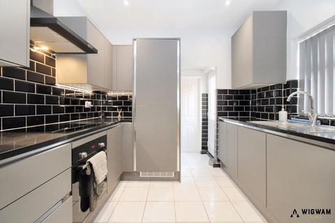 3 bedroom end of terrace house for sale, Anlaby Road, Hull, HU3