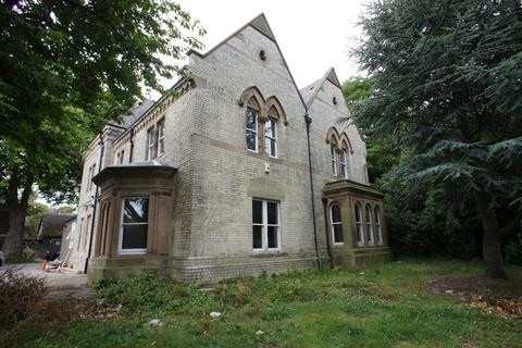 Studio to rent, Duffield Road, Derby