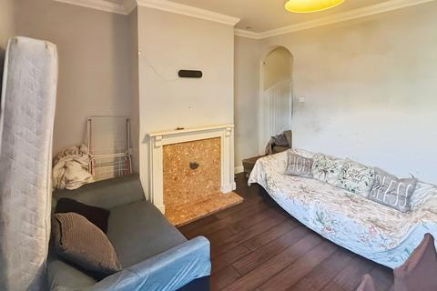 3 bedroom terraced house to rent, Leamore Lane, WS3