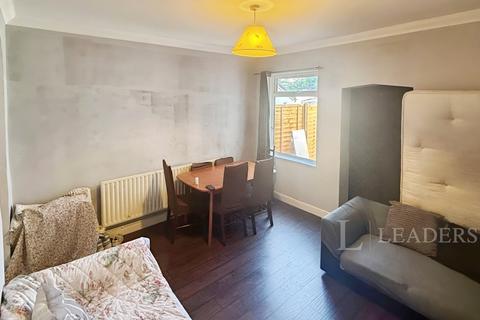3 bedroom terraced house to rent, Leamore Lane, WS3