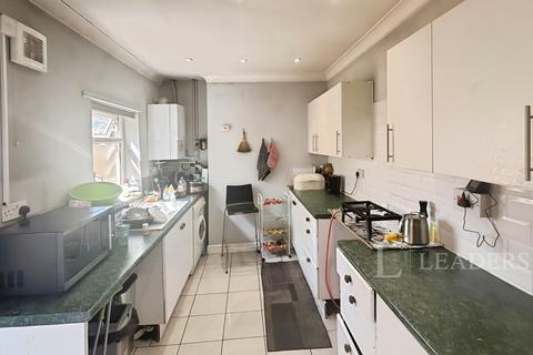 3 bedroom terraced house to rent, Leamore Lane, WS3