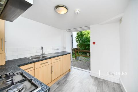 1 bedroom apartment to rent, Chichester Place