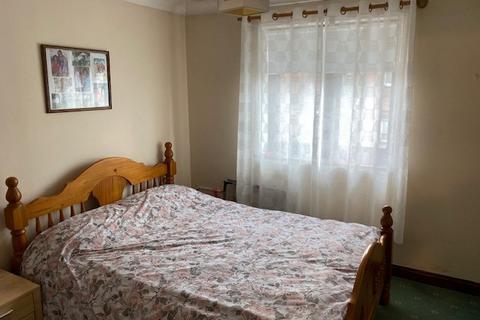 1 bedroom apartment to rent, Whitworth Court, Southampton, SO18
