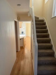 3 bedroom semi-detached house to rent, 3 Bedroom house in Felbridge Avenue, Stanmore