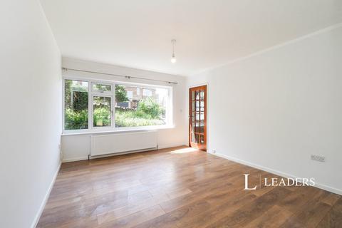 3 bedroom detached house to rent, Cambridge Gardens, NG5