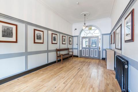 Studio to rent, The Technical, Adelaide Road