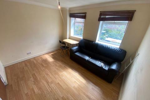 1 bedroom flat to rent, One Bedroom flat in Cricklewood