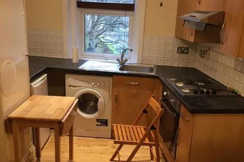 Studio to rent, Studio flat to let in Willesden High Road