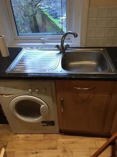 Studio to rent, Studio flat to let in Willesden High Road
