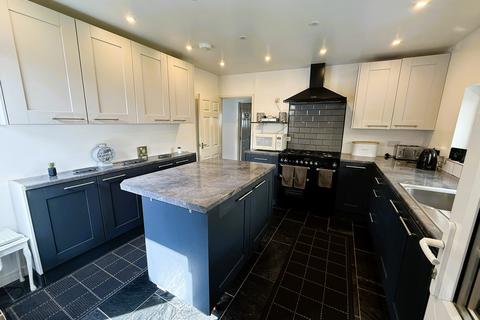 undefined, Glanwern, Borth SY24