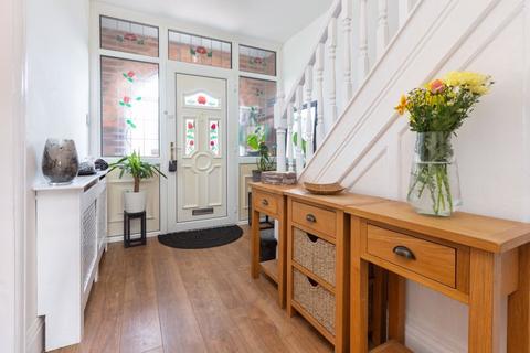 5 bedroom semi-detached house for sale, Woodhill Grove, Manchester M25